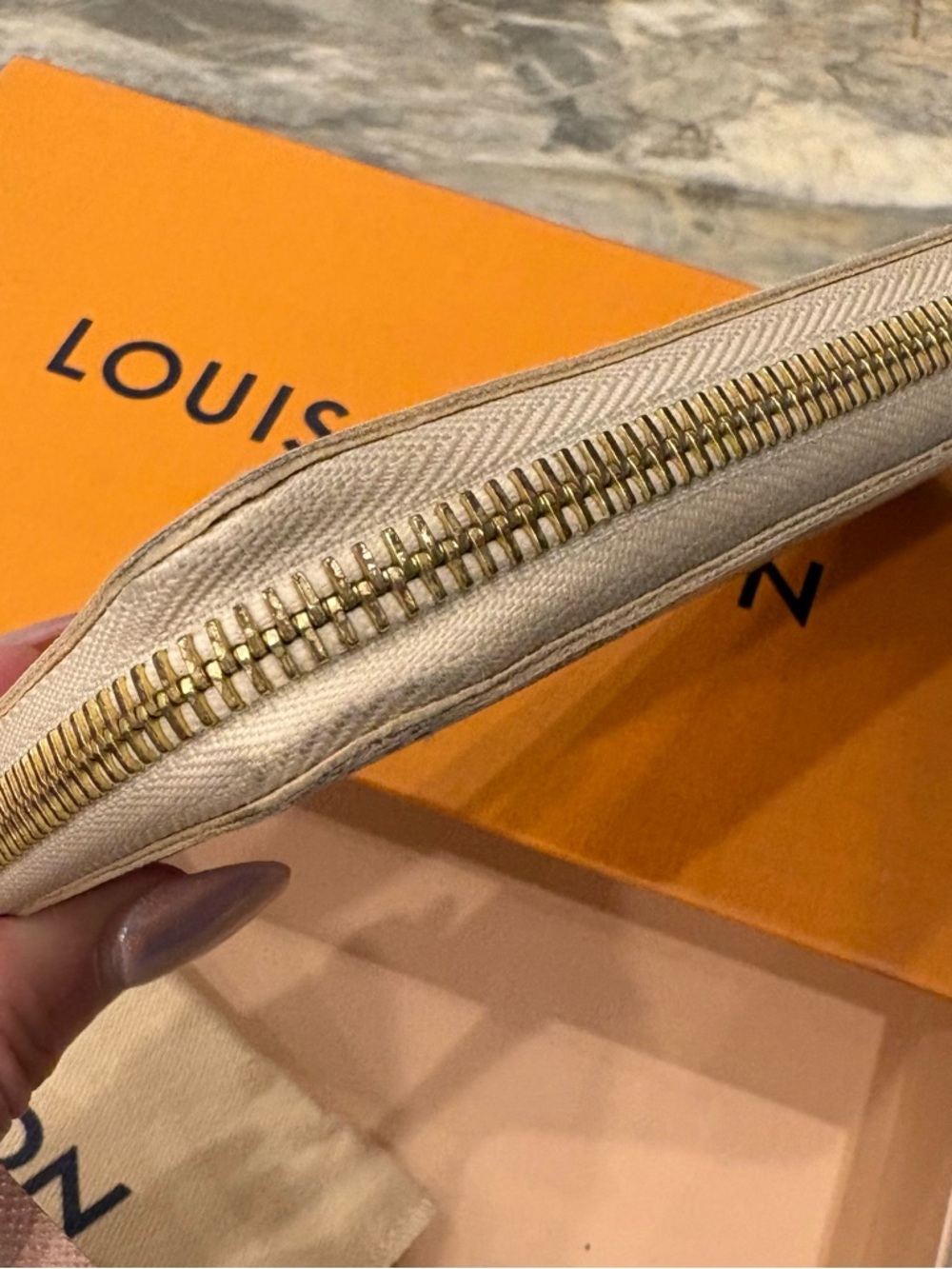 Louis Vuitton Clemence Damier Azur Zippy Wallet in Cream Check PINK Interior COA - Picture 8 of 16